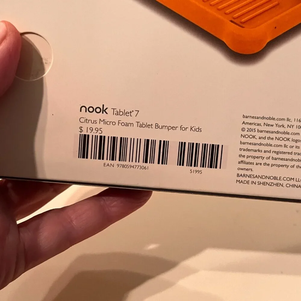 Barnes & Noble Nook Tablet Bumper for Kids 7-Inch Orange (NEW/e/x)‎